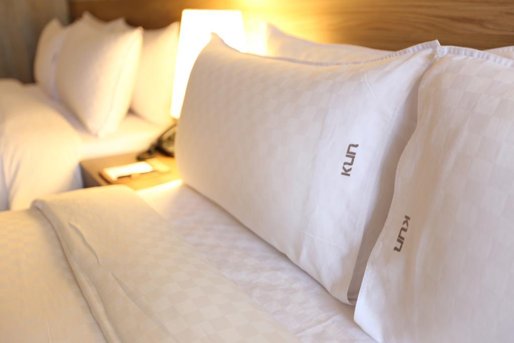 Kun Hotel Taichung Exterior foto