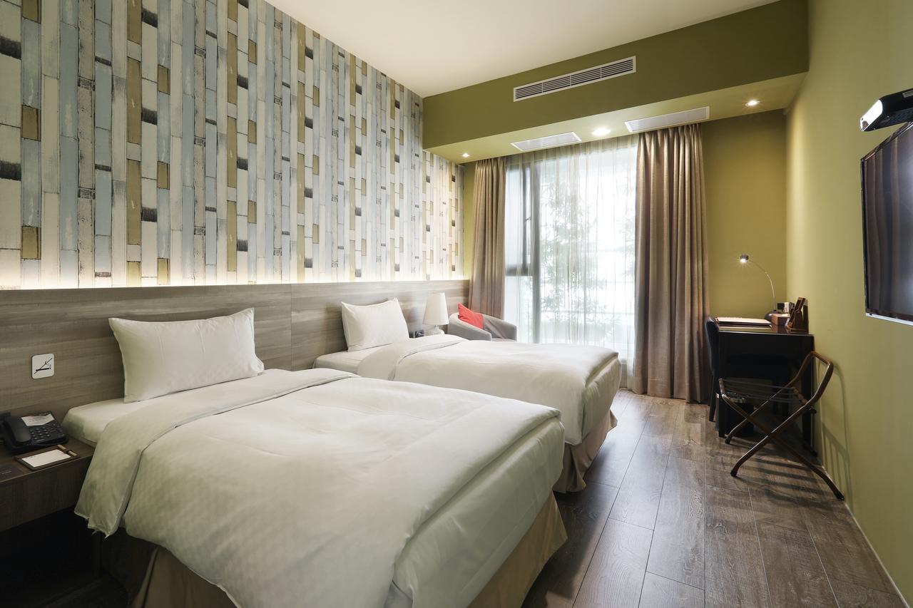 Kun Hotel Taichung Exterior foto